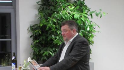 Bild: exb
Autor Fabian Borkner las im Mehrgenerationenhaus aus seinem neuen Buch.