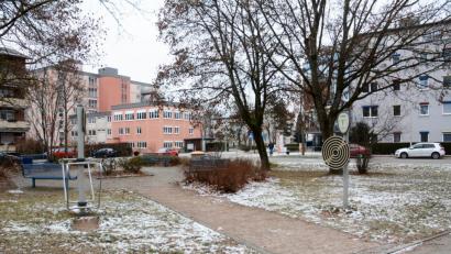 Bild: Gabi Schönberger
Dieser Platz vor dem AWO-Seniorenheim Hans Bauer (im Hintergrund) soll den Namen von Kurt Eisner erhalten.