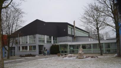 Bild: fz
Bechtsrieth packt im neuen Jahr eine Großmaßnahme an: Bei der Schulturnhalle steht eine Generalsanierung an.