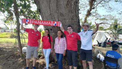 Bild: ads
Gemeindereferent Benedikt Eckert (Zweiter von rechts) während des Weltjugendtages in einer Gastfamilie untergebracht.