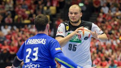 Bild: Axel Heimken/dpa
Paul Drux (rechts) und seine Kollegen begeisterten die deutschen Fans. Platz vier ist ein großer Erfolg.