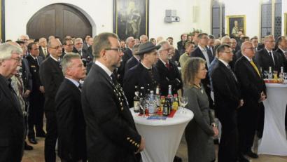 Bild: Stephan Huber
Der Große Rathaussaal wird alljährlich beim Neujahrsempfang der Stadt Sulzbach-Rosenberg zu einem weitläufigen Kommunikationszentrum.
