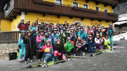 Bild: exb
Gruppenfoto Skilager Mädchenrealschule Waldsassen.