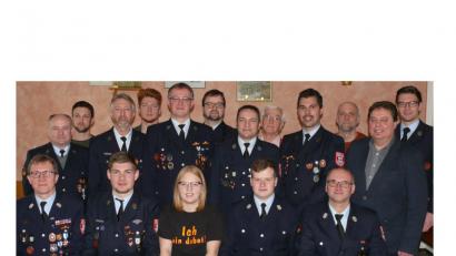 Bild: ga
Der neue Verwaltungsrat der Feuerwehr Unterauerbach stellt eine starke Mannschaft. Neuer erster Vorsitzender ist Franz Grabinger (Siebter von links), sein Stellvertreter ist Norbert Lehner (Achter von rechts).