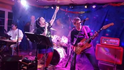 Bild: Kunz
Ab ging es auf der "Live Stage" mit den Beutelratten aus Auerbach.