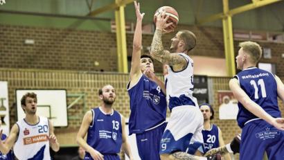 Bild: Büttner, Gerhard
Trotz 18 Körben konnte Patrik Bortel (am Ball) die Niederlage der Hamm Baskets nicht verhindern.