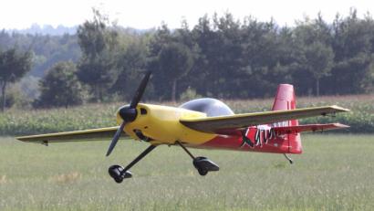 Bild: Hirsch
Die Schwandorfer Modellflieger starten am 1. Mai in die neue Saison. Sie sind auf dem Gelände am Rande des Murner Sees zu Hause.