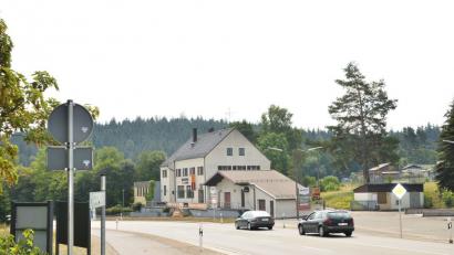 Bild: fjo
Als weitere besondere Unterkunft könnte sich das alte Grenzgebäude bald zu den außergewöhnlichen Übernachtungsmöglichkeiten der Region hinzugesellen.