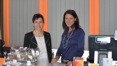 Bild: exb
Bürgermeisterin Tanja Schiffmann (links) und Museumsleiterin Regina Kiermaier ziehen Bilanz.