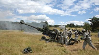 Archivbild: mor
Es braucht keine Panzer, um auf dem Übungsplatz Schießlärm zu erzeugen. Auch US-Haubitzen krachen sehr laut.
