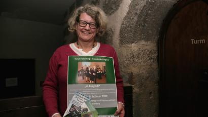 Bild: wro
In Burg Falkenberg stellte Eva Gibhardt von „Forum Falkenberg – Freunde der Burg“ das Halbjahresprogramm 2019 vor.