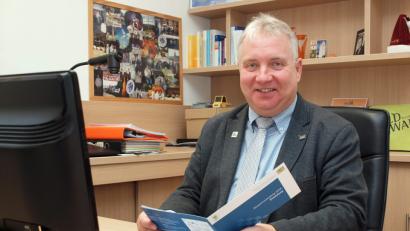 Bild: sön
Bürgermeister Markus Dollacker in seinem Büro.