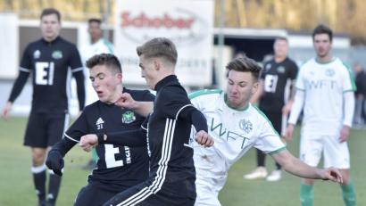 Archivbild: Hubert Ziegler
Der Ammerthaler und Jonas Weigert (Mitte vorne) traf dreimal.