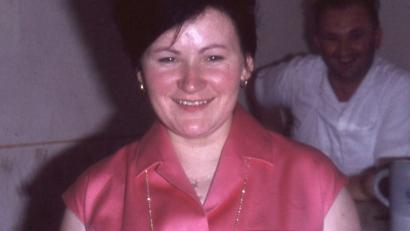 Repro: Schmaußer
Anni Reis ist die Bedienung auf dem alten Foto.