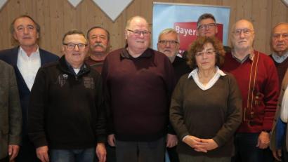 Bild: Hirsch
Die SPD-Senioren wählten einen neuen Unterbezirksvorstand "60 plus" und bestätigten den Vorsitzenden Xaver Bräu (Mitte) im Amt.