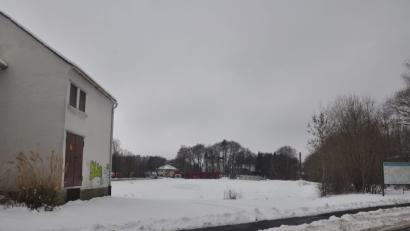 Bild: ws
Für das ehemalige SMCS-Gelände liegt jetzt ein weiterer Bauantrag vor. Im Bereich zur Kornbühlstraße hin will die Firma Enslein aus Falkenberg eine Werkstatt und eine Lagerhalle errichten.