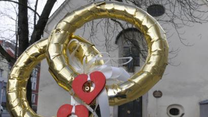 Bild: NT-Archiv
Verliebte sind am Valentinstag zu einem Wortgottesdienst eingeladen. Die „Cousinentöne“ singen unter anderem Liebeslieder.