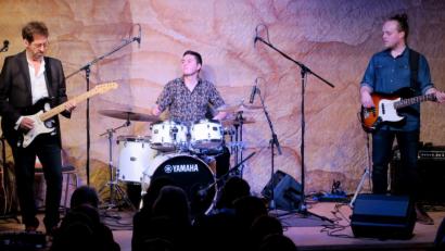 Bild: Hirsch
Cliff Stevens (links) gastierte mit seiner Band im Felsenkeller.