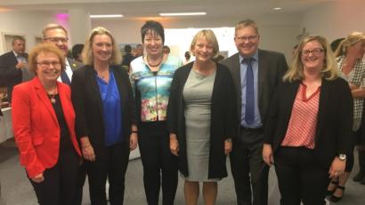 Bild: StMAS
Im Oktober 2018 wurde in Amberg das Zentrum für Medienkompetenz in der Frühpädagogik eröffnet. Es gehört zum Institut für Frühpädagogik.