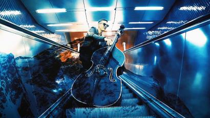 Der Ex-"Django 3000" Michael Unfried Fenzl holt am Freitag, 8. Februar, im Rothenstädter Rockmusikclub "Salute" seit im Dezember 2018 ausgefallenes Konzert nach.
