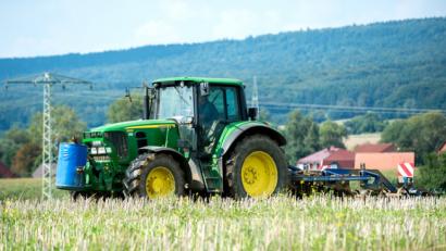 Bild: Hauke-Christian Dittrich/dpa
Ländliche Idylle allein reicht nicht. Aber das Zusammenspiel von Unternehmergeist, Regionalbewusstsein und kreativen ideen stärkt den ländlichen Raum.