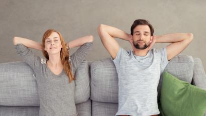 Symbolbild: contrastwerkstatt – stock.adobe.com
Unter Geborgenheit verstehen wir Zärtlichkeit, Wärme, Wohlbefinden, Vertrauen, Sorglosigkeit, Liebe und Akzeptanz.