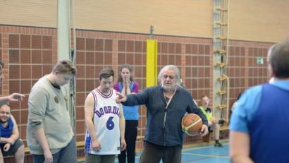 Bild: brü
Wie läuft ein Training der Lebenshilfe Basketballer in Amberg ab? Oberpfalz-Medien war dabei.
