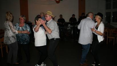 Bild: wro
Der Feuerwehrball im Mehrzweckhaus punktete mit guter Musik, zu der ausgiebig getanzt wurde.