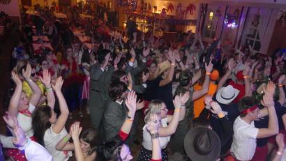 Bild: rtw
Stimmung beim Vier-Mächte-Ball in Neukirchen.