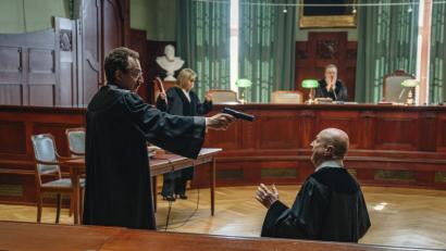 Bild: exb/Bayerischer Rundfunk
Voraussichtlich im Frühjahr wird im Ersten der neue Franken-Tatort ausgestrahlt. Er beginnt gleich mit einer dramatischen Szene in einem Gerichtssaal.