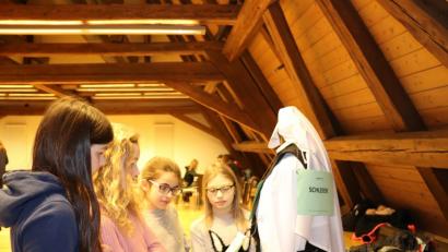 Bild: exb
Beim Kloster-Projekttag durften die Mädchen mehr über das Leben der Ordensschwestern erfahren.