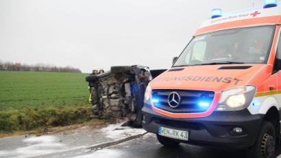 Bild: jma
Solche Fahrzeuge und Feuerwehrautos waren 2018 genau 90 811 Mal in der Nordoberpfalz unterwegs. Diese leichte Steigerung hat wenig mit Verkehrsunfällen zu tun. Vielmehr werden die Bürger immer älter und damit anfälliger.