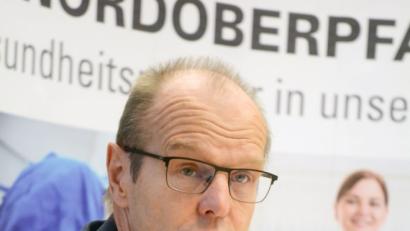 Bild: Gabi Schönberger
Kliniken-Vorstand Josef Götz. hat Verständnis für die Kritik von CSU-Stadtrat Hans-Jürgen Gmeiner.