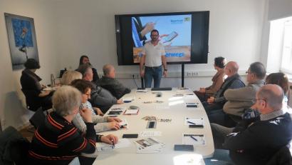 Bild: exb
Tipps im Umgang mit moderner Technik erhielten die Senioren bei ihrem Besuch im Bayern-Lab.