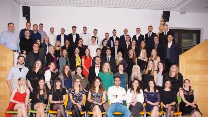 Bild: rn
Die Ehemaligen sehen sich nach fünf und zehn Jahren wieder.