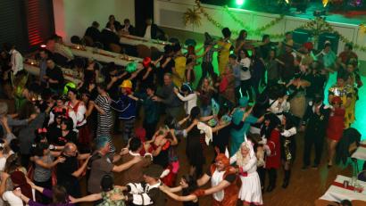 Bild: njn
Für eine Superstimmung beim Feuerwehrball sorgte der "Oberpfälzer Buam Express".