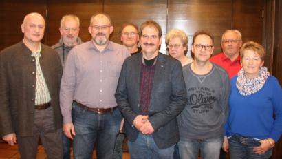 Bild: dl
Die neu gewählte Vorstandschaft des CSU-Ortsverbandes Thanstein mit Bürgermeister Walter Schauer, Ludwig Dirscherl, Wolfgang Schwab, Wilhelm Schmidbauer, Josef Reitinger, Roswitha Schmidbauer, Martin Winter, Albert Schafbauer und Sieglinde Dirscherl (von links).