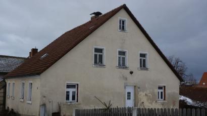 Bild: jr
Eine umfassende Sanierung erhält das Imkerhaus. Entstehen sollen Vereins- und Schulungsräume, ins Obergeschoss kommt das Gemeindearchiv.