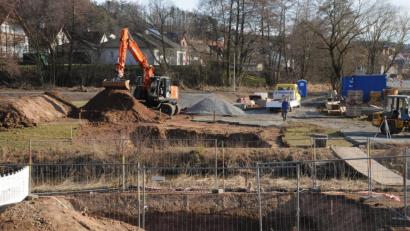 Bild: bey
Mit der Fußgängerbrücke geht's voran.