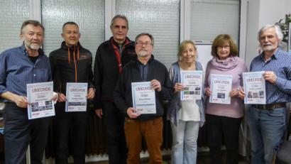 Bild: exb
Die Fotogruppe ehrt die Sieger des Gruppenfotowettbewerbs Anneliese Neumann (1., Dritte von links), Herbert Hanauer (2., Mitte) und Heinrich Flieger (3., links). Beim Sonderwettbewerb erreichen Irene Hanauer und Helmut Luckhardt (rechts) punktgleich den ersten Platz, Dritter wurde Christian Flieger (Zweiter von links).
