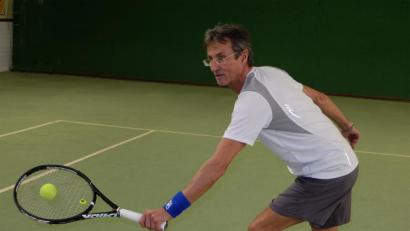 Bild: pmö
Bei seinen letzten deutschen Tennis-Meisterschaften in der Altersklasse 65 Jahre und älter holte Fred Böckl noch einmal zwei Titel.