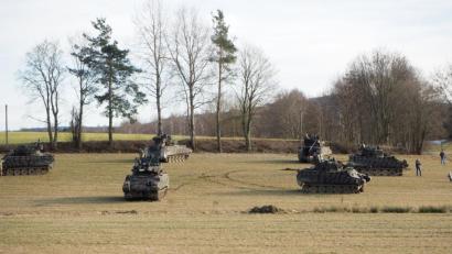 Bild: gz
Die fünf Panzer der US-Armee zogen viele kleine und große Schaulustige an.