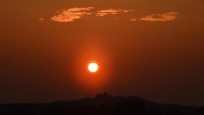 Bild: dob
Als würde die Sonne die Erde küssen.