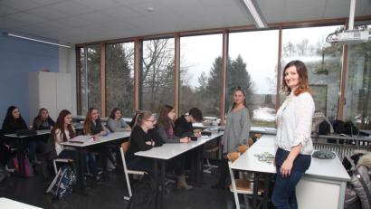 Bild: exb
Bilanzbuchhalterin Maria Bock und Steuerangestellte Victoria Meier informieren über die Ausbildungsmöglichkeiten und das duale Studium bei der Kanzlei Mühlbauer Wagner PartGmbB.