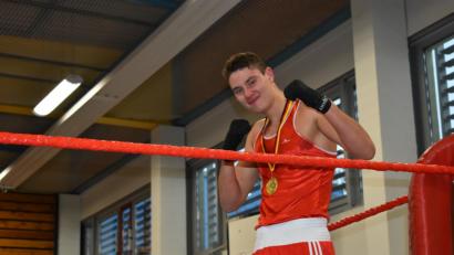 Bild: mzi
Vladislav Schefer vom BC Amberg machte kurzen Prozess.