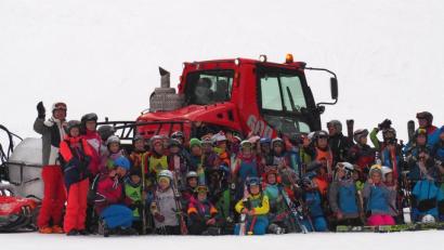 Bild: jpl
Auf der Piste gaben die Kinder ihr Bestes und erzielten große Fortschritte beim Aufbauskikurs Ski Alpin in Mehlmeisel.