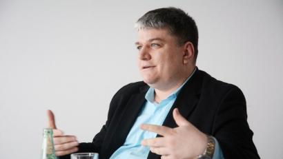 Bild: Gabi Schönberger
Der Oberpfälzer Grünen-Bundestagsabgeordnete Stefan Schmidt nennt im Gespräch mit Oberpfalz-Medien Gründe für das Erstarken seiner Partei.