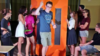 Bild: Florian Wein (exb)
Mit der Produktion "Mein Freund, der Schrank" aus dem Jahr 2017 wurde das Ovigo-Theater für den internationalen Papageno-Award nominiert. Die Preisverleihung im österreichischen Wels ist am 30. März.