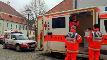 Bild: exb
196 Alarmierungen gab es im vergangenen Jahr für die ehrenamtlichen Retter. Davon entfielen 162 Einsätze auf den Helfer vor Ort und weitere 34 Einsätze wurden mit dem vereinseigenen Rettungswagen übernommen, um Notfallpatienten zeitnah in eine Klinik bringen zu können.