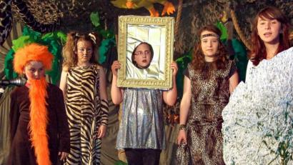 Archivbild: fjo
Philipp Kraus, Magdalena Mensch, Steffie Nickl, Ann Marie Kals und Ann Kathrin Kraus (von links) zählten einst zu den hoffnungsvollen Nachwuchstalenten der "Dorfbühne".